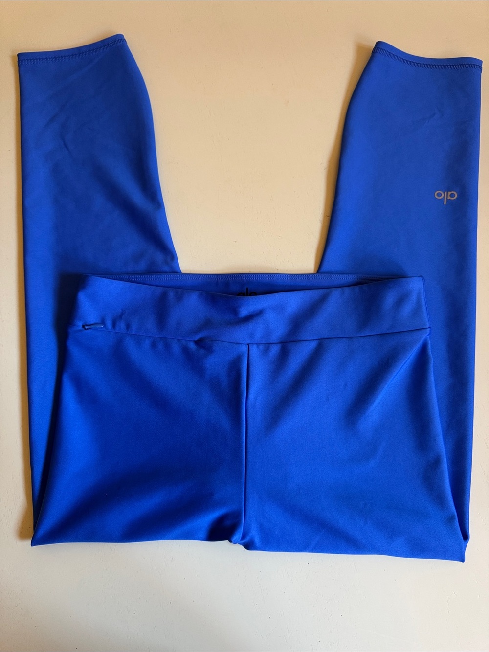 ALO Yoga Cobalt Blue Active Leggings with Zipper Pocket Size M